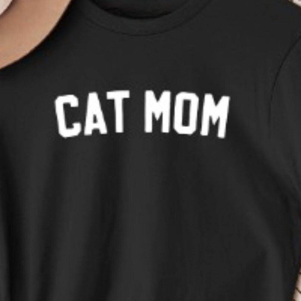 Cat Mom T-Shirt - Picture 2 of 3